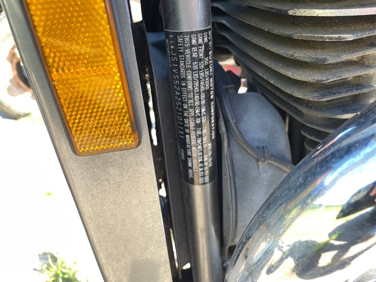 #1014-•-2005-suzuki-boulevard-s50-(has-wi-title)-image-11