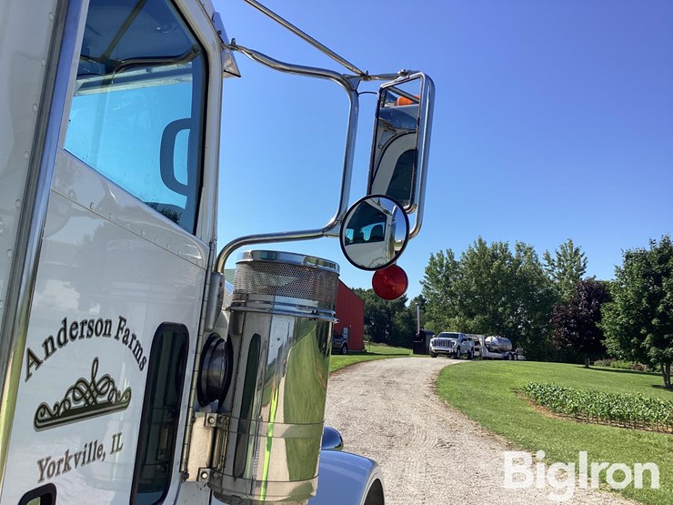 2006-peterbilt-378-image-13