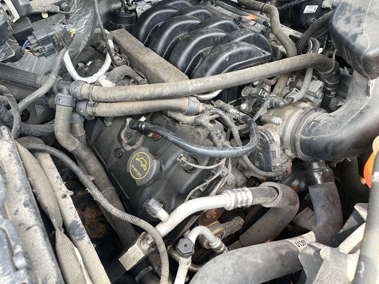 2016-ford-f150-xlt-image-74