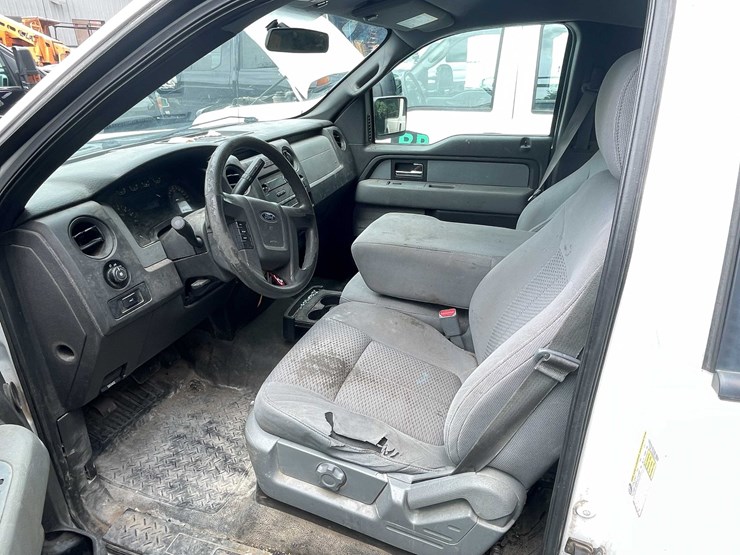 2014-ford-f150-xl-image-44