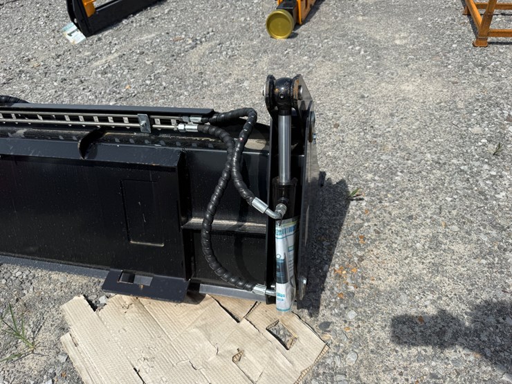 #2012-•-unused-future-kh72-72"-skid-steer-4-in-1-bucket-fdkhd2603201-inv#49448-image-8