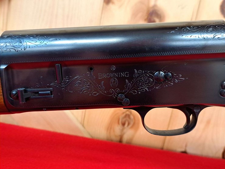 browning-a-5-12-gauge-semiauto-shotgun-image-7