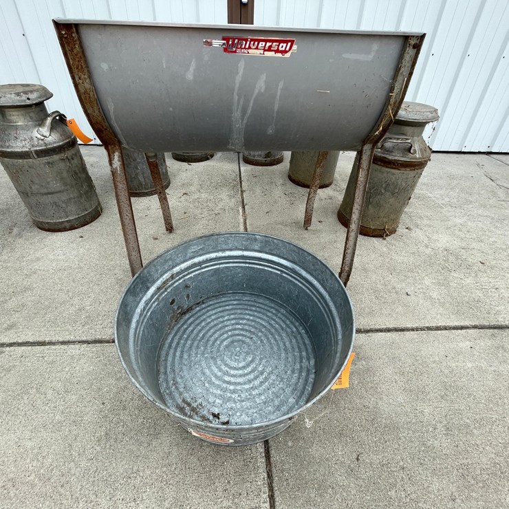 #2314 • Wheeling Steel Galvanized Tub and Universal Sink