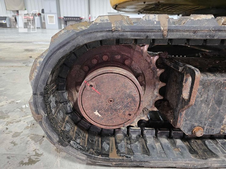 2019-caterpillar-303.5e2-cr-image-35