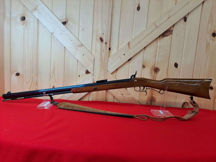 connecticut-valley-arms-(cva)-.50-caliber-hawken-blackpowder-rifle-image-1