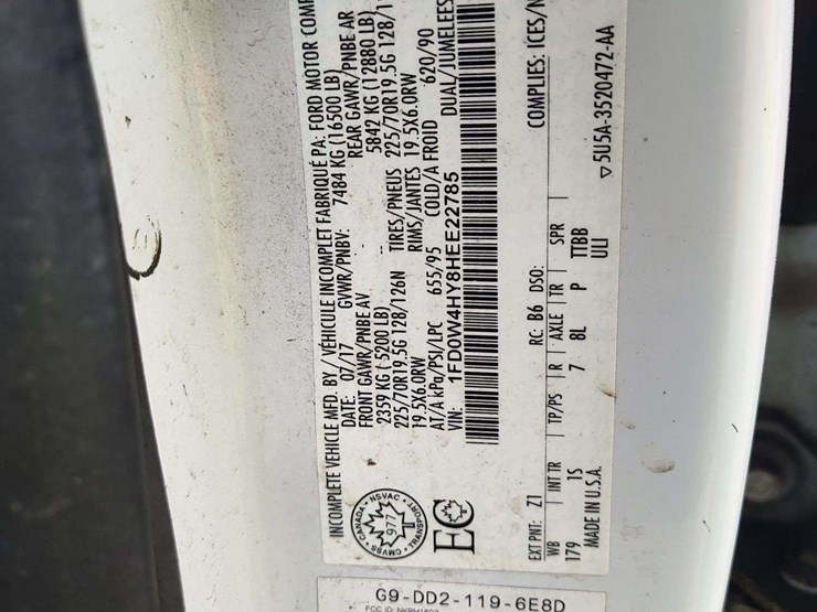 2017-ford-f450-image-15