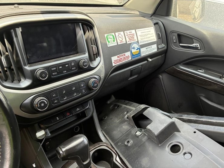 2018-gmc-canyon-image-25
