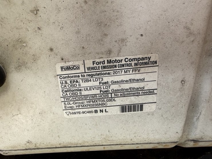 2017-ford-f150-image-13