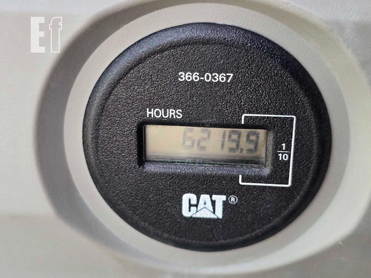 2017-caterpillar-323fl-image-22