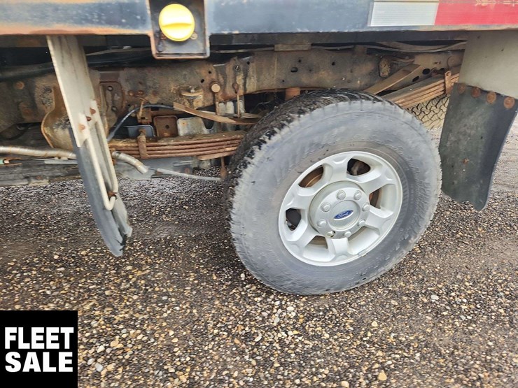2013-ford-f350-image-11
