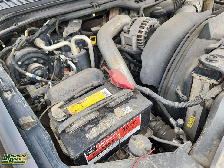2006-ford-f450-image-31