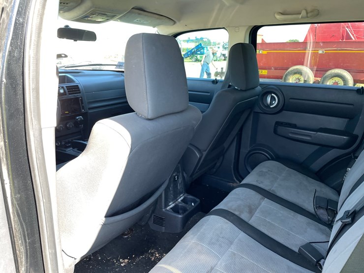 2007-dodge-nitro-image-28