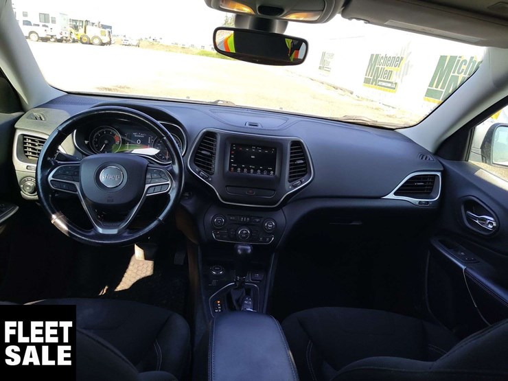 2019-jeep-cherokee-image-25