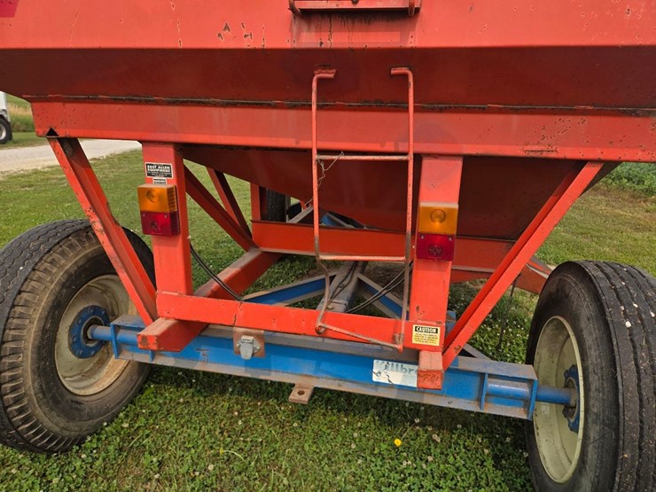 killbros-385-gravity-wagon-on-killbros-1386-running-gear-image-9