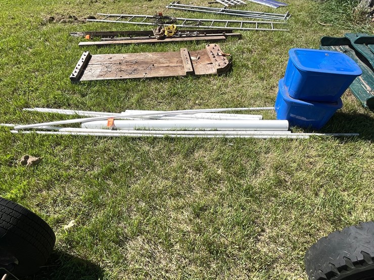 #3224-•-tractor-parts,-trailer-tie-downs,-and-various-pvc-pipe-image-8