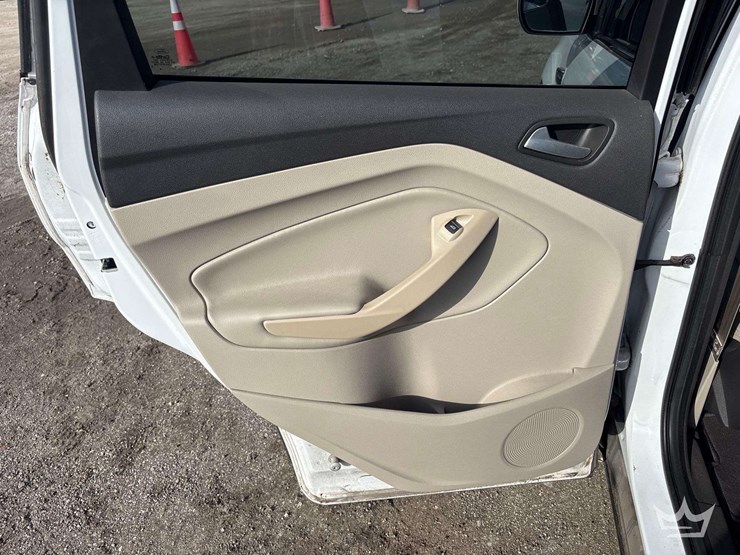 2017-ford-escape-image-23