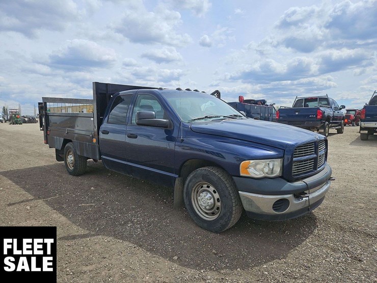2004-dodge-ram-2500-image-2