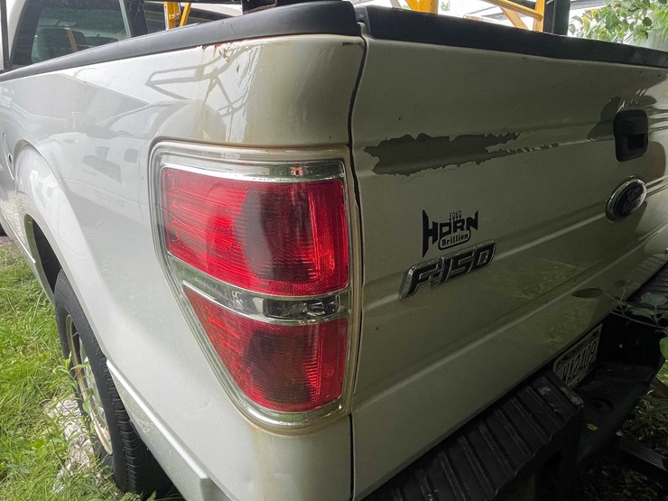 2014-ford-f150-xl-image-29