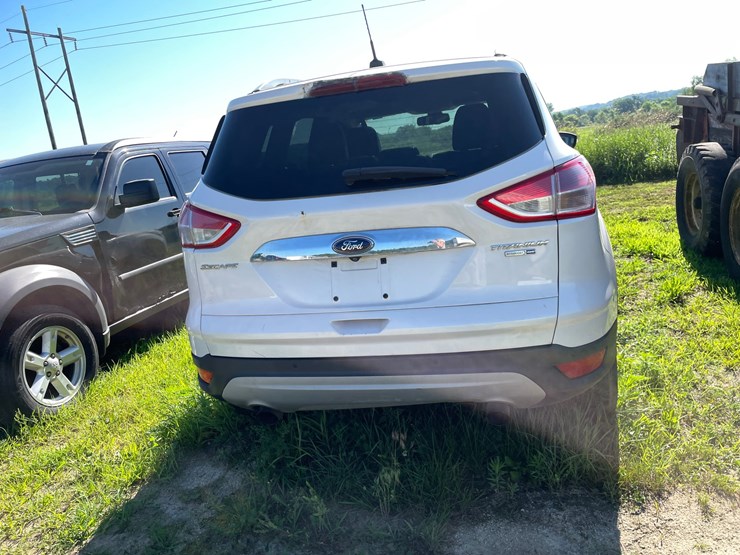 2014-ford-escape-titanium-image-5
