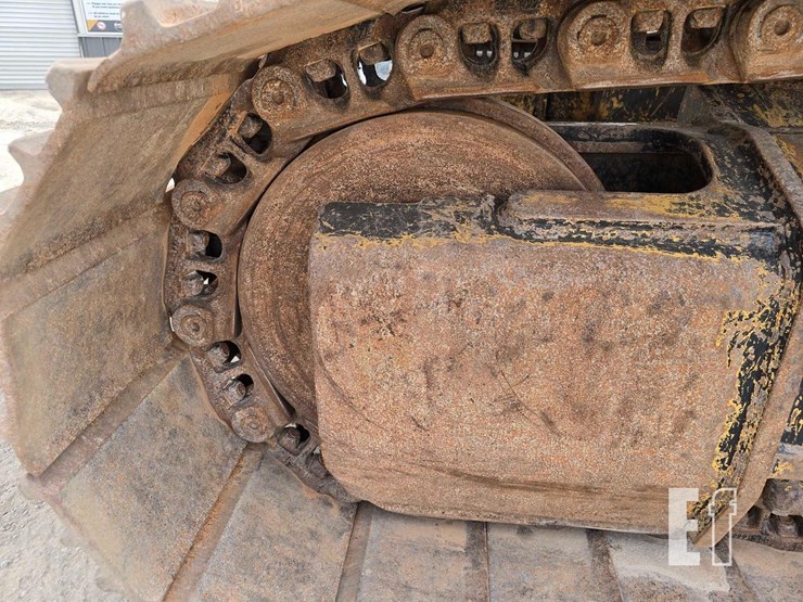 2017-caterpillar-349fl-image-36