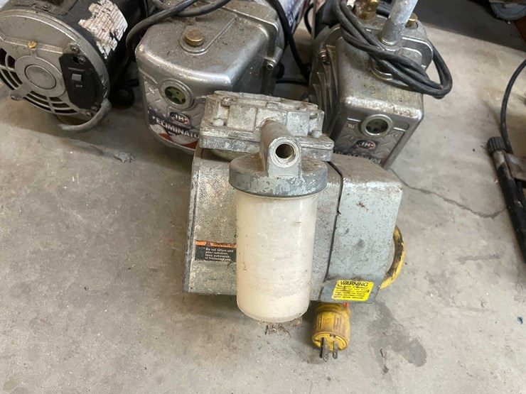 #4076-•-(3)-electric-compressor-pumps-image-9