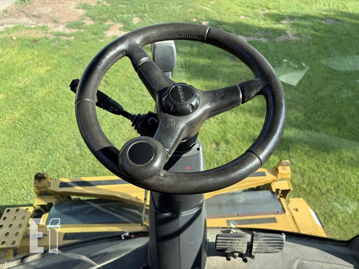 2013-claas-lexion-760-image-23