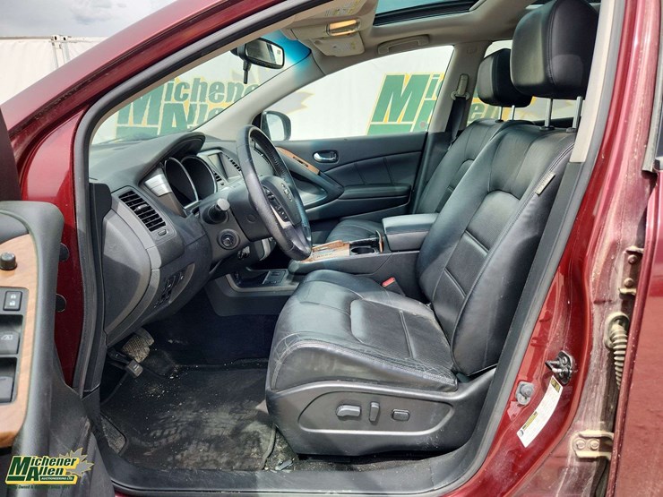 2011-nissan-murano-image-14