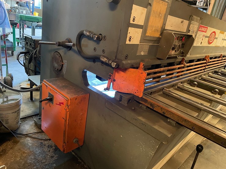 #1300-•-heller-10'-sheet-metal-shear-image-10