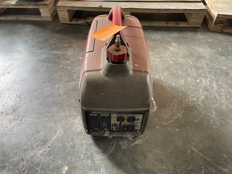 #5811-•-honda-eu2000-generator-image-5