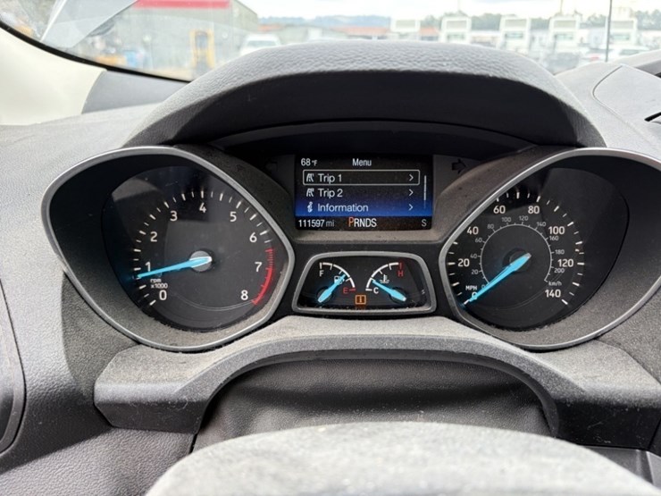 2017-ford-escape-image-27