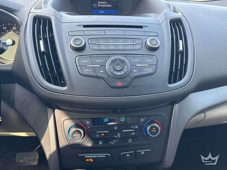 2017-ford-escape-image-17