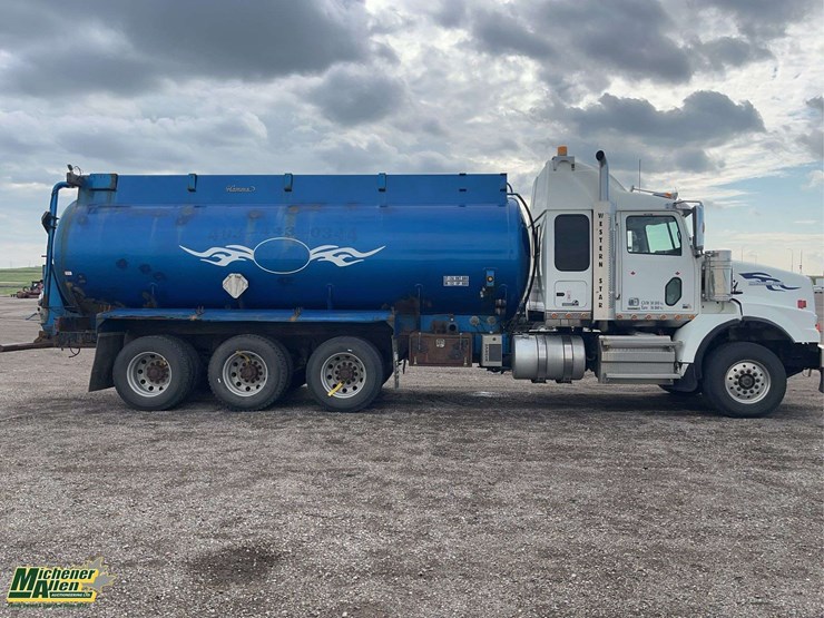 western-star-4900-image-6