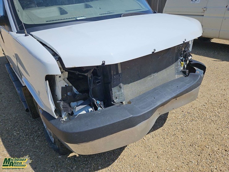 2013-gmc-1500-image-25