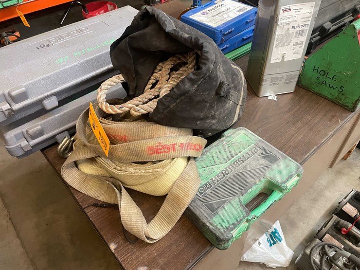 #4067-•-assorted-rope-and-ratchet-straps-image-1