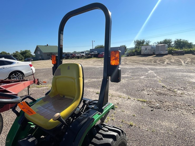 john-deere-4010-image-30