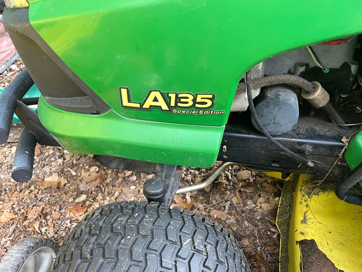 john-deere-la135-image-6