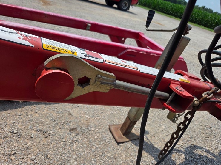 44'-sunflower-5055-44-field-cultivator-image-52