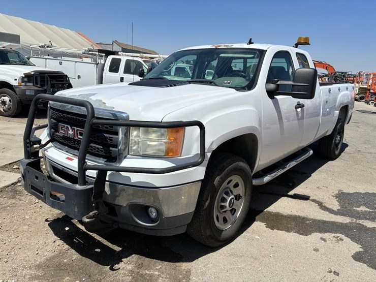 2012-gmc-sierra-3500-image-1