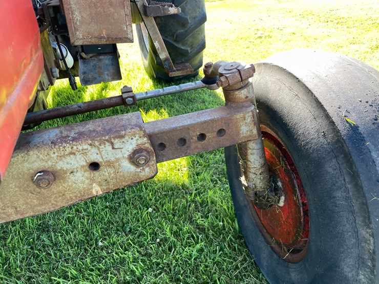 massey-ferguson-1085-image-16