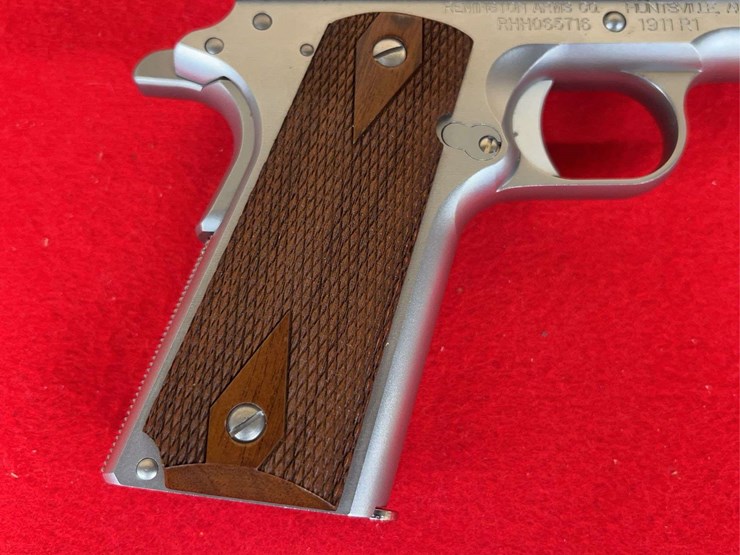 remington-model-1911-r1s-.45-acp-semiauto-pistol-image-8