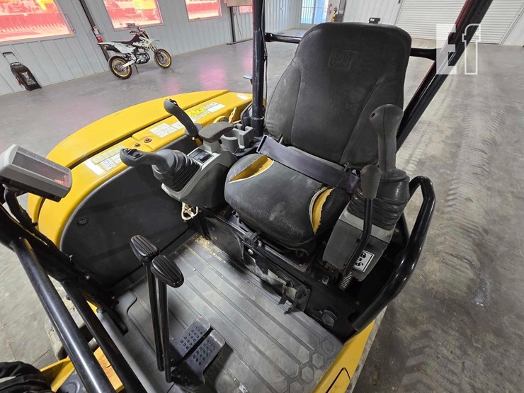 2021-caterpillar-303.5e2-cr-image-17