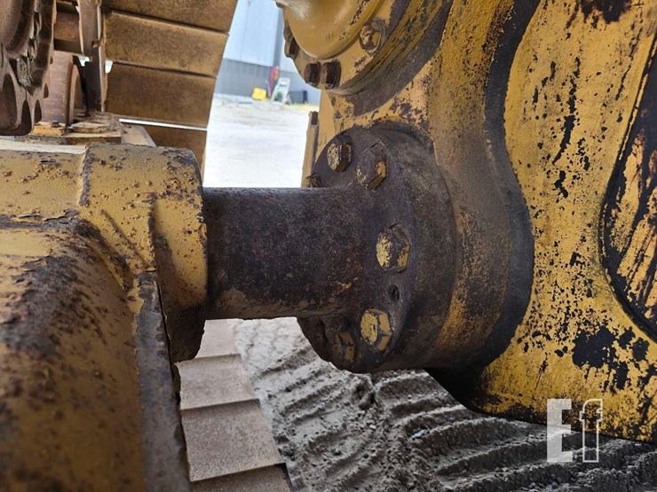 2018-caterpillar-d6t-lgp-image-40