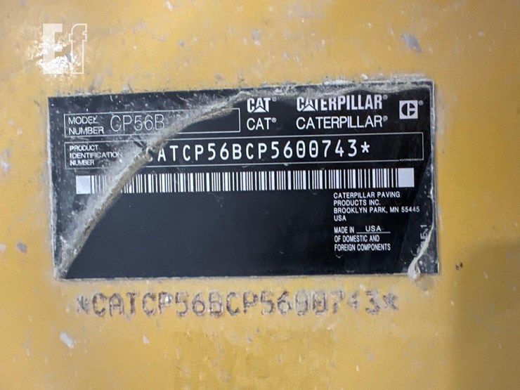 2019-caterpillar-cp56b-image-30