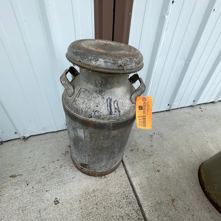 #2313 • Cream City Milk Can With Lid