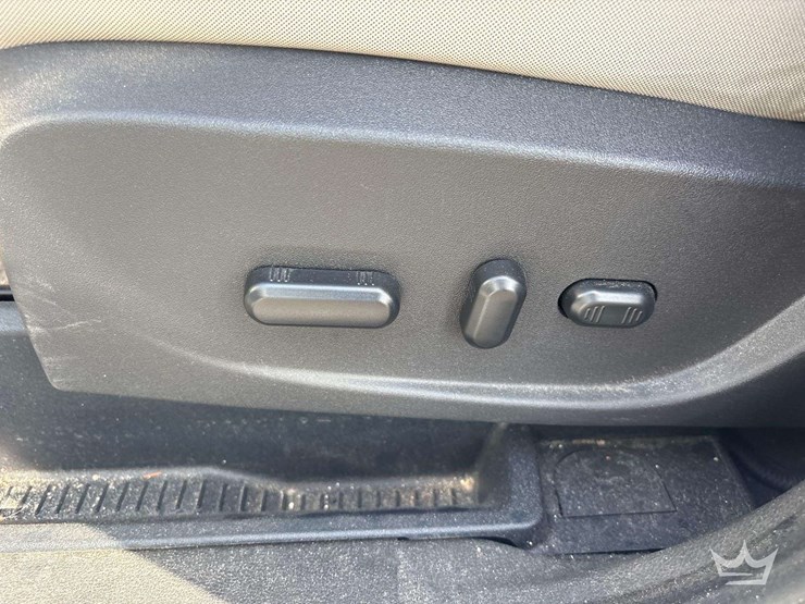2017-ford-escape-image-13