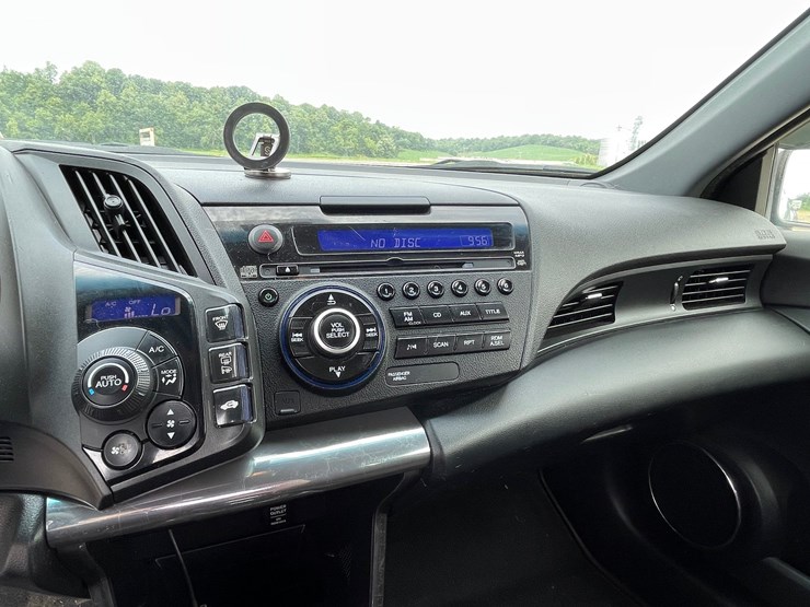 #1013-•-2013-honda-cr-z-hybrid-(no-title,-for-parts)-image-15