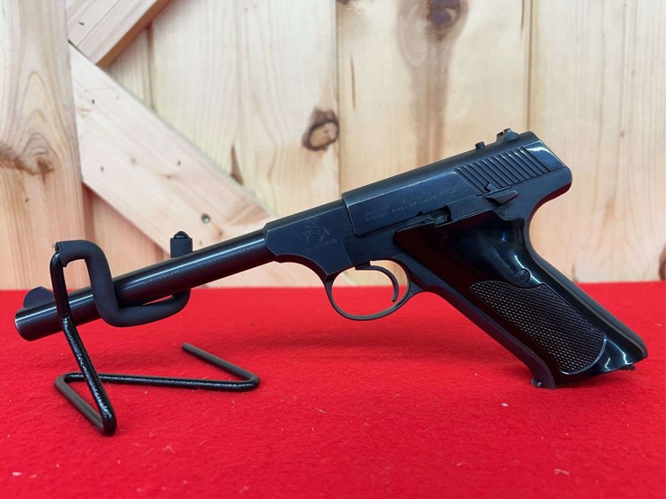 colt-huntsman-.22-lr-semiauto-pistol-image-1