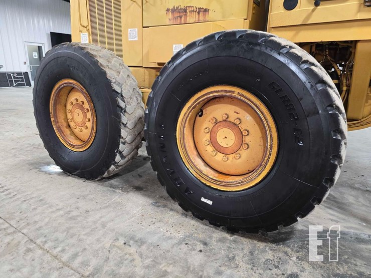 2003-caterpillar-12h-image-30
