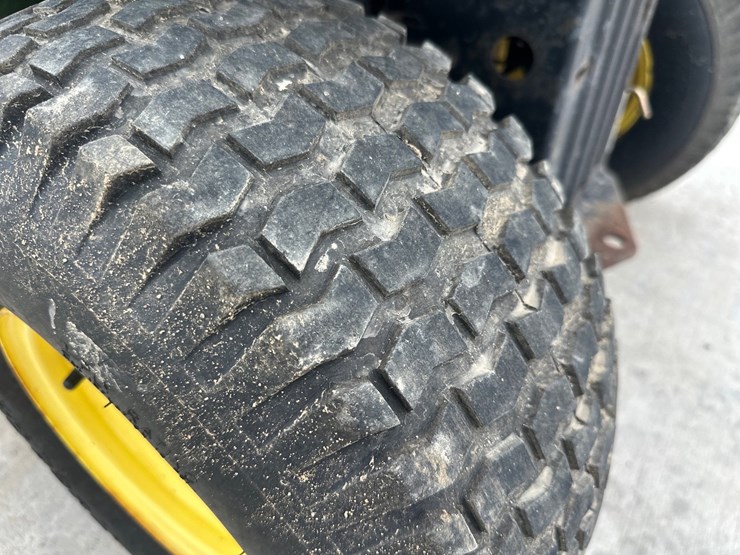 john-deere-d110-image-35