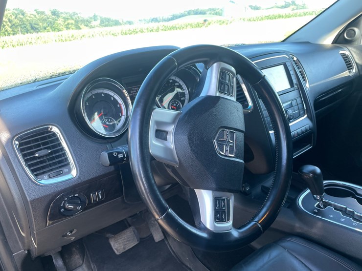2013-dodge-durango-image-11
